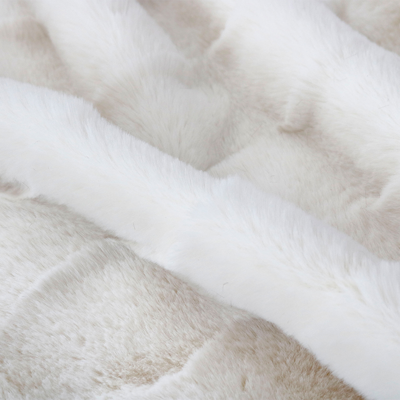 Cutting flower rabbit hair